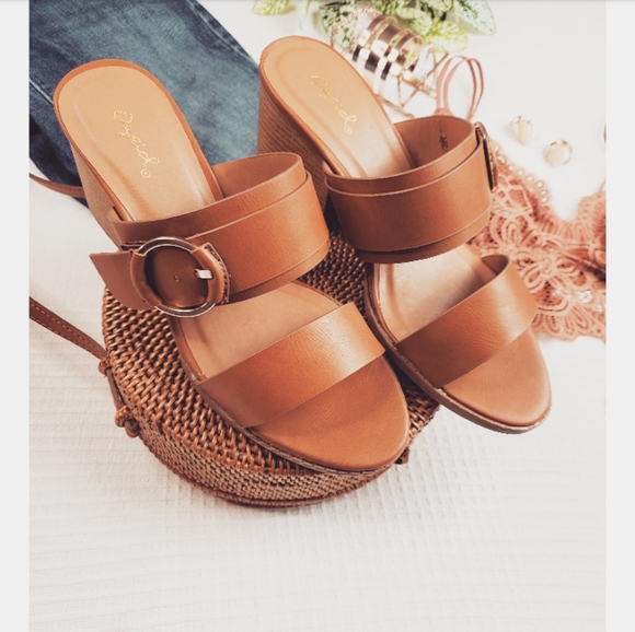 SUMMER collection// double strap camel heel - Picture 3 of 7